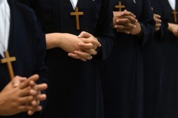 Papa Francesco ha istituzionalizzato il servizio delle donne