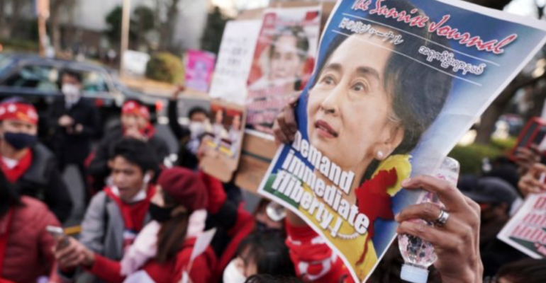 processo ad Aung San Suu Kyi