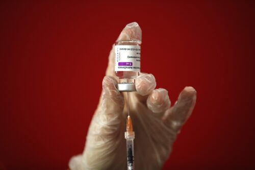 AstraZeneca-broker-dei-vaccini